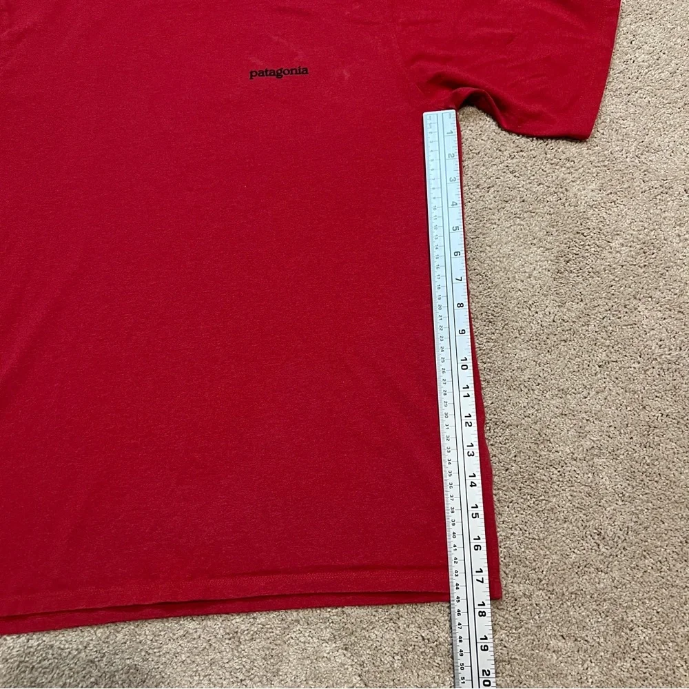 Men’s Patagonia Shirt Size Medium
